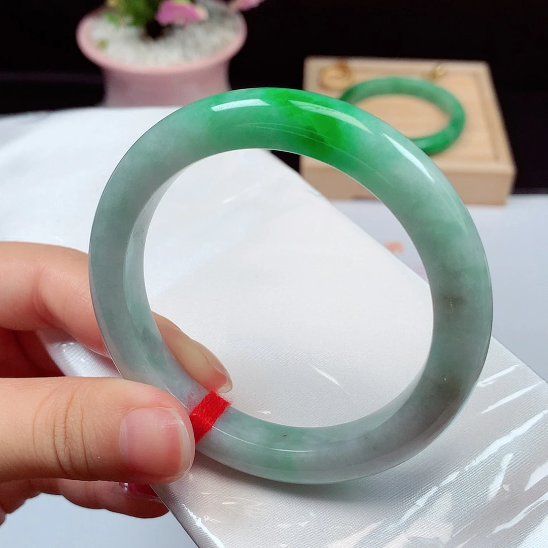 翡翠未镶嵌手镯614