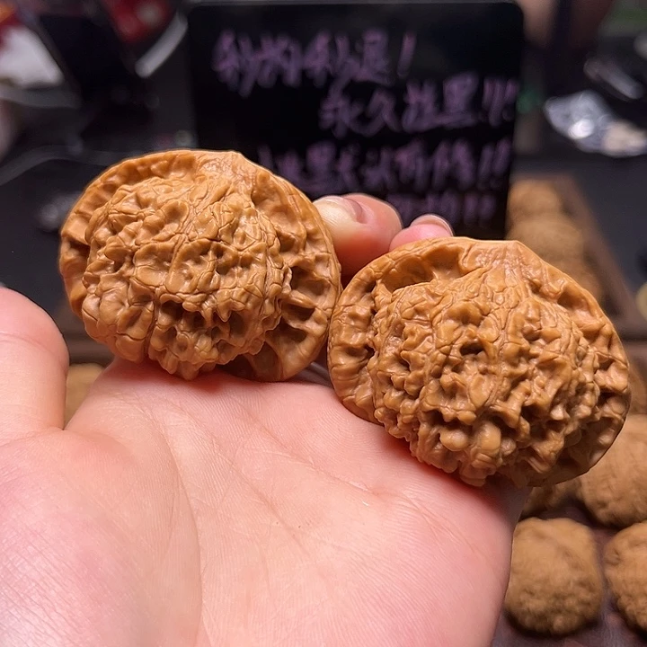 文玩核桃把件53尺官帽37