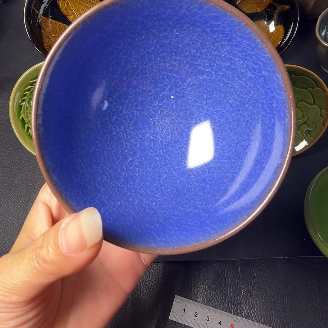 茶盏我在开会你忙什么我去吃饭吧