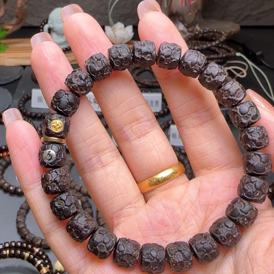 朱***肉椰蒂手串98熔岩单圈