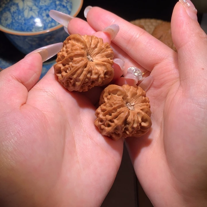 文玩核桃把件37龙门涧