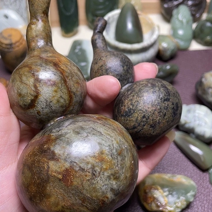 无***病岫岩河磨玉（透闪石质玉）未镶嵌颈饰