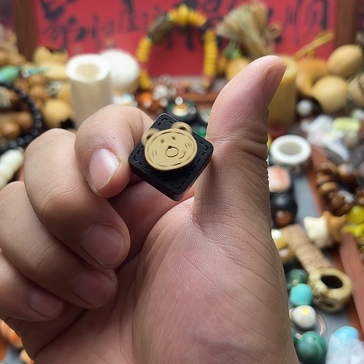 非金属可旋转卡皮巴拉黑檀背云