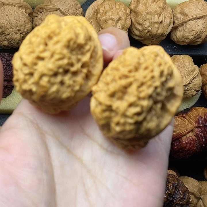 吊坠桃核古柏金蟾40尺