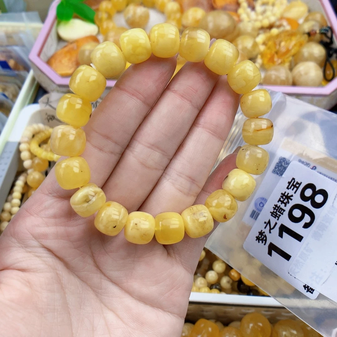 琥珀未镶嵌珠宝奇石11