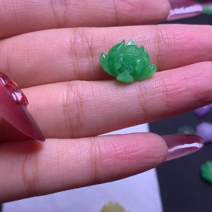 是***啊翡翠未镶嵌颈饰无镶嵌05