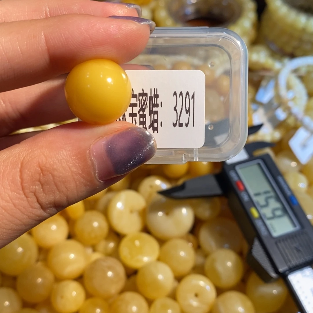 琥珀未镶嵌珠宝奇石3291