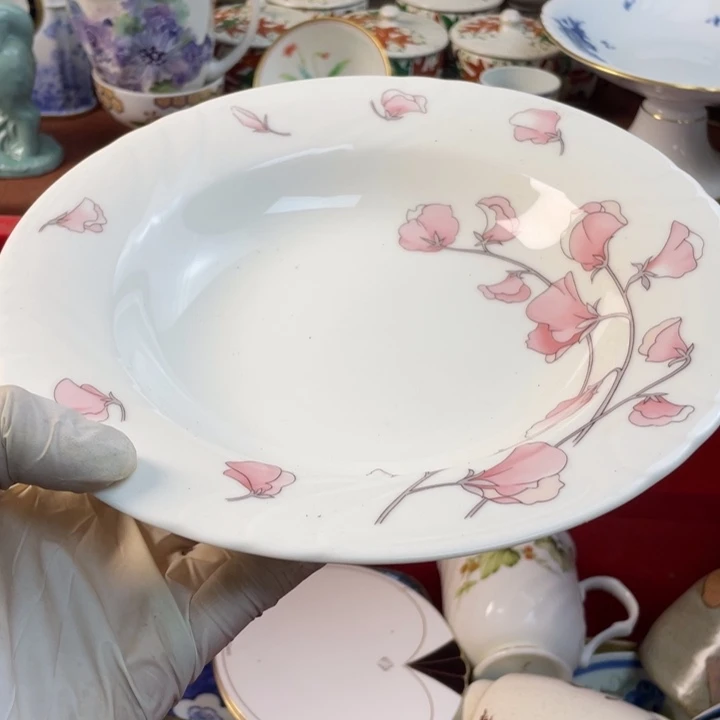 陶他家瓷器真美…开播的