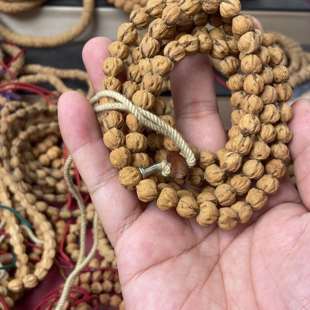 柏香籽/百香籽吊坠?****困