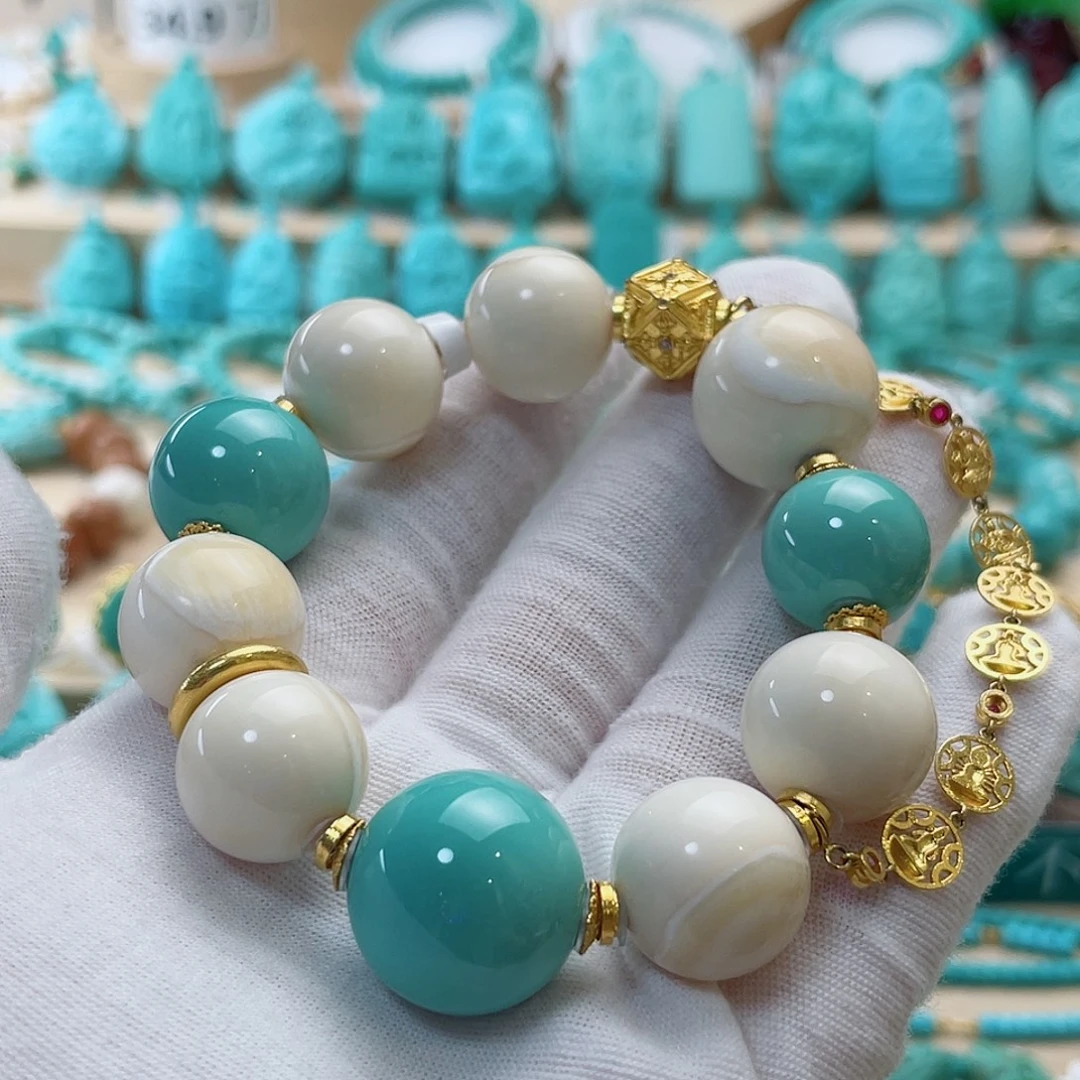 18K金镶嵌绿松石珠宝奇石