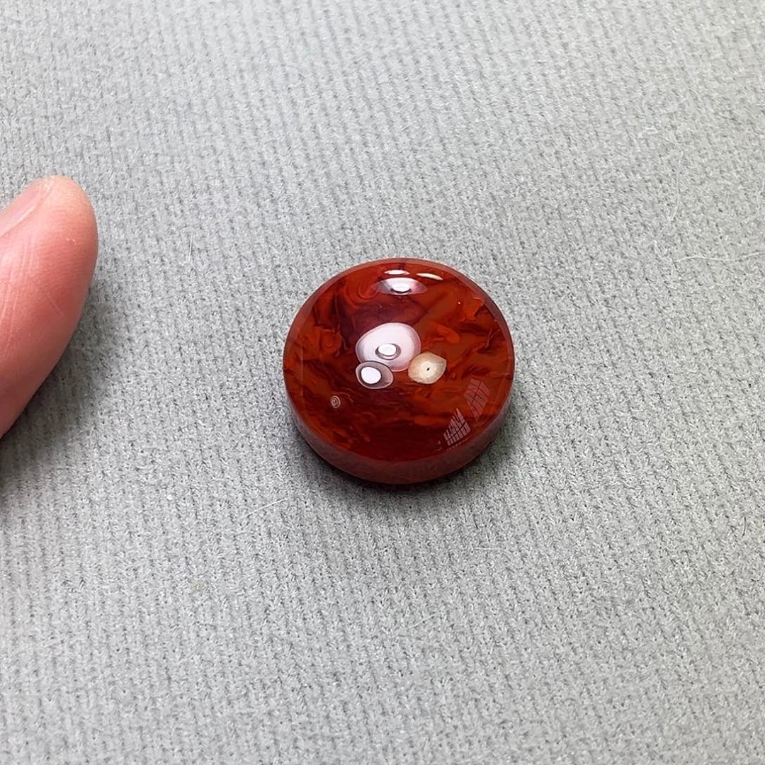 南红玛瑙未镶嵌珠宝奇石原矿圆牌