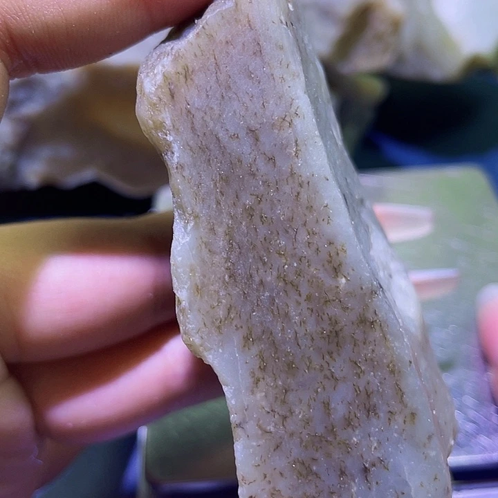 未镶嵌和田玉（糖玉）珠宝半成品