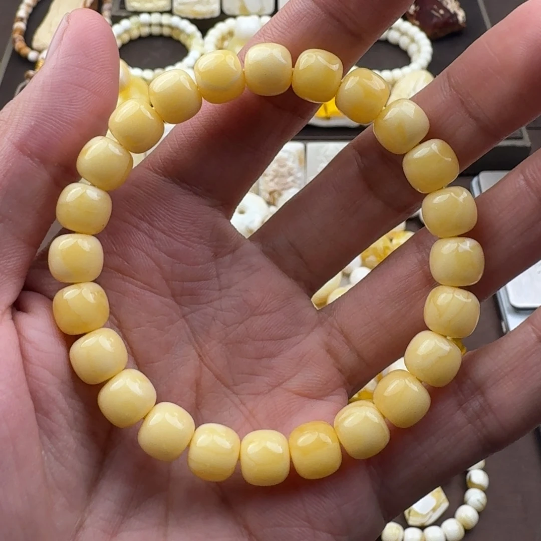 未镶嵌琥珀裸石蜜蜡