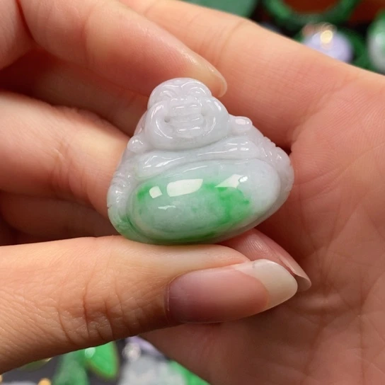 颈饰未镶嵌翡翠吊坠