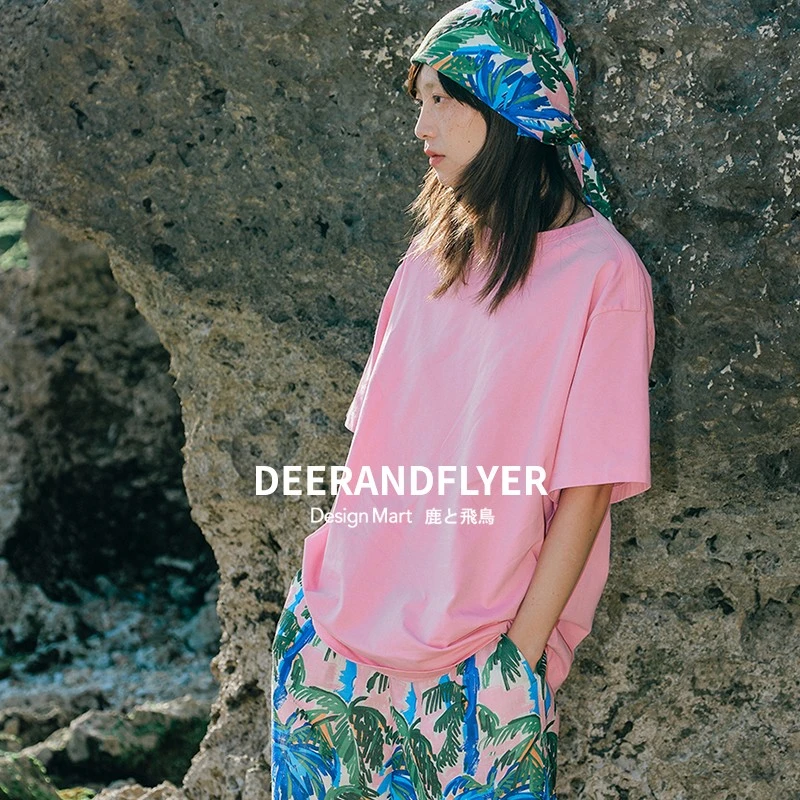 鹿与飞鸟“白鸽线迹”100棉后领刺绣宽松大版三色短袖T恤6718