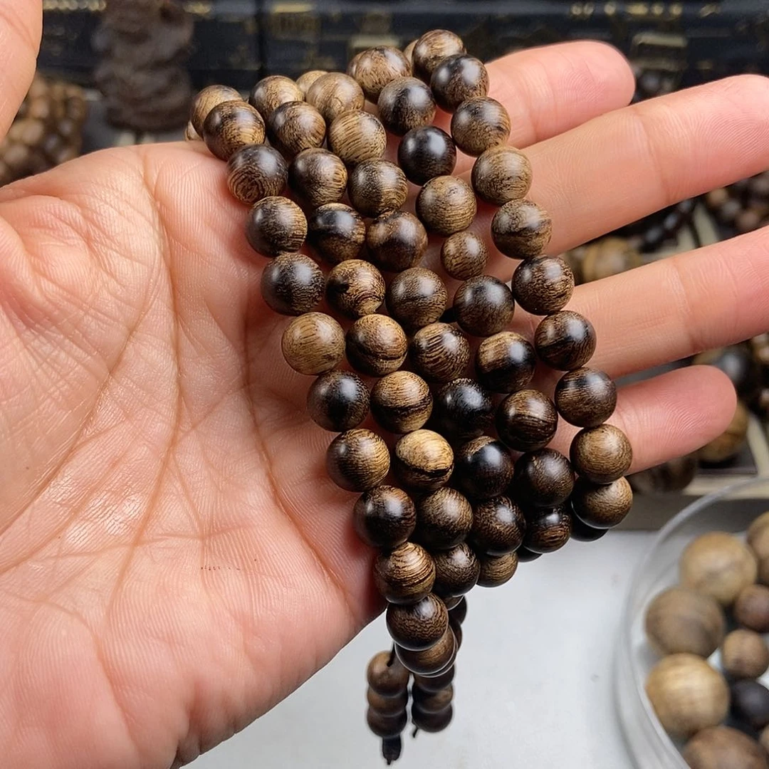 沉香手串佳*吖越南芽庄白虎斑留疤