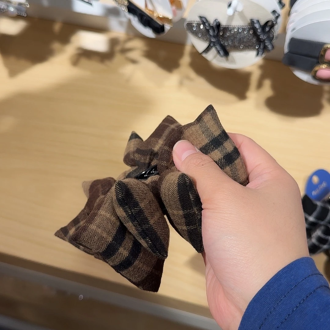 非金属咖色格子丸子