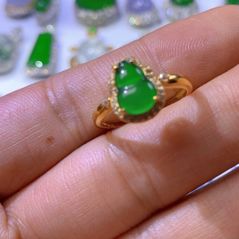 【闪购商品】银S925镶嵌挂件翡翠天然翡翠