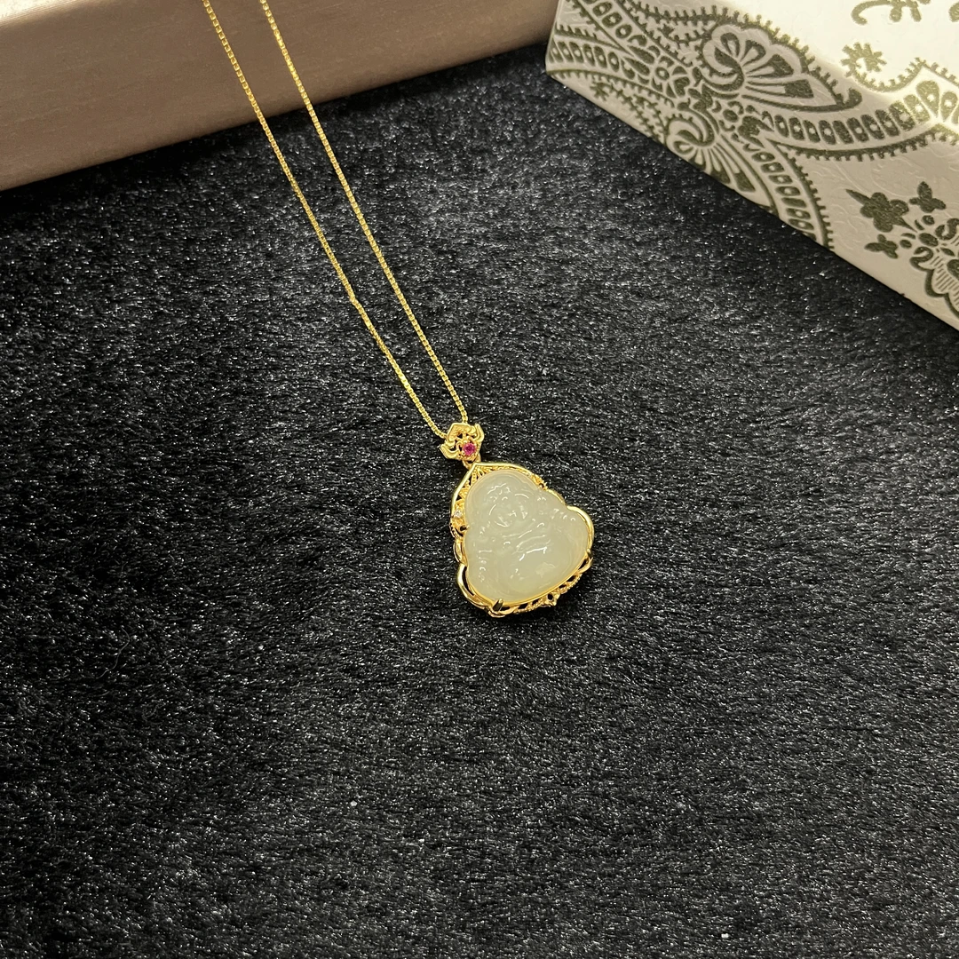 天然和田玉佛公晴水吊坠约22*18*6mm镶嵌S925银扣精致时尚 不含链