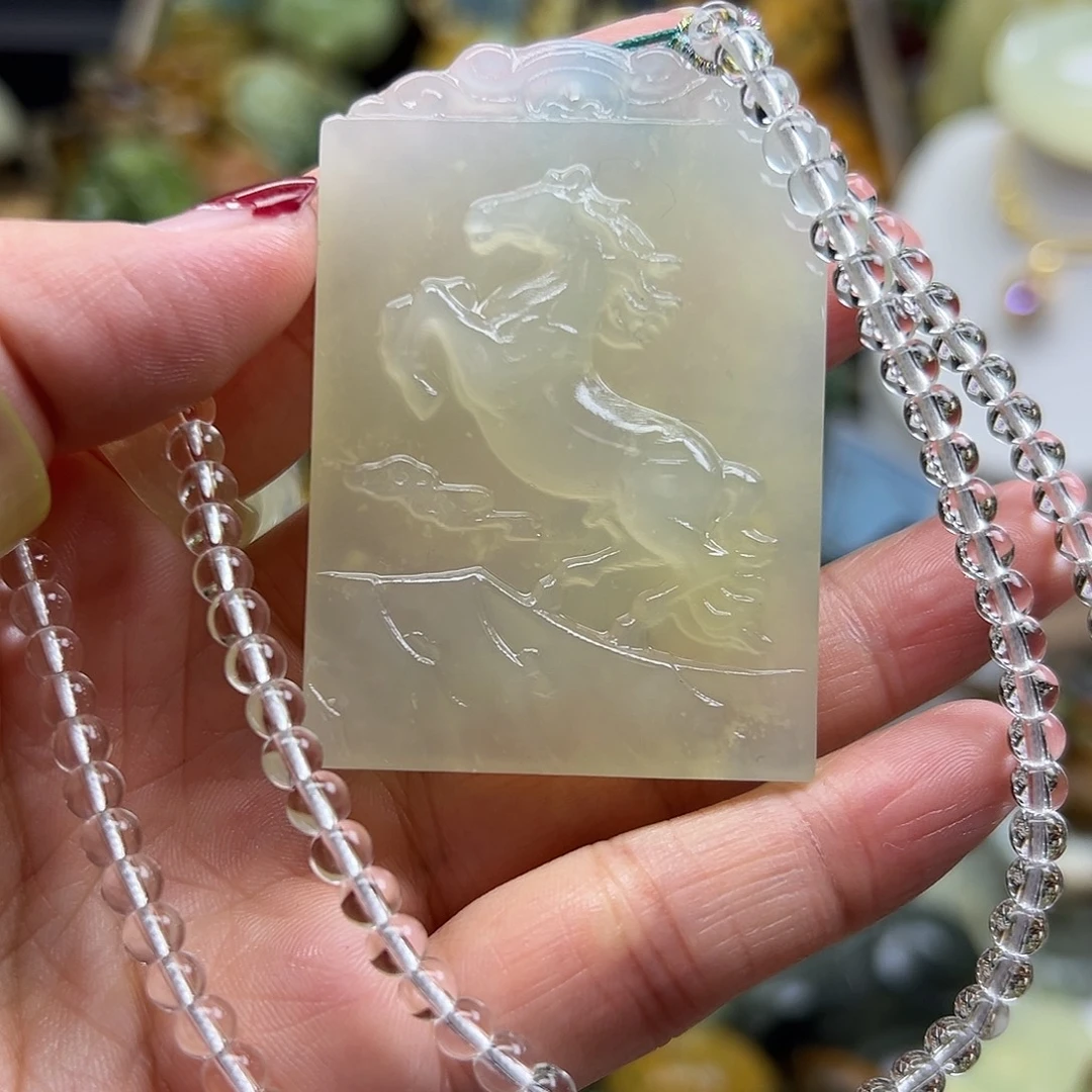 岫玉未镶嵌颈饰岫玉马牌子