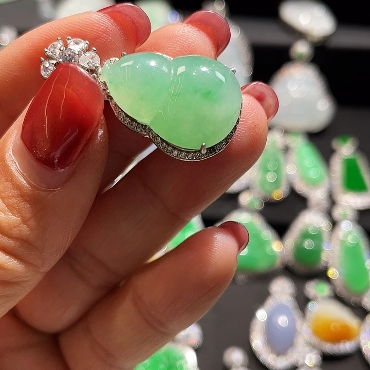 翡翠银S925镶嵌颈饰