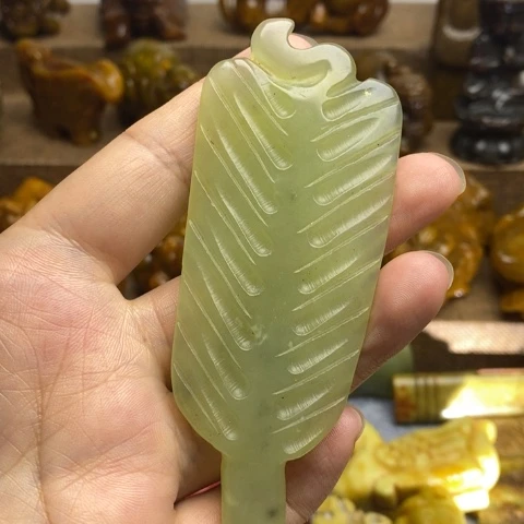 蛇纹石玉未镶嵌颈饰107