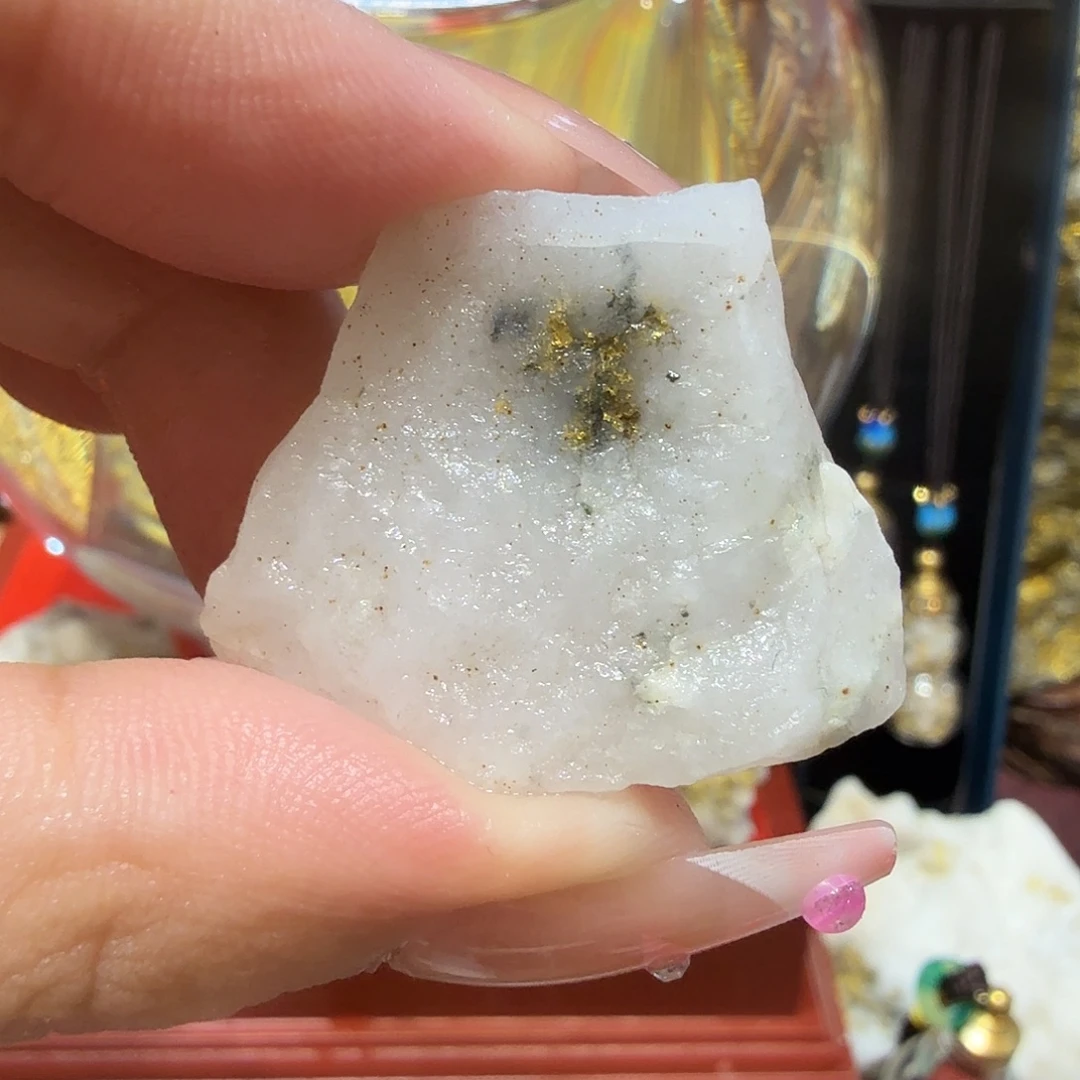 聚金阁天然明金矿标