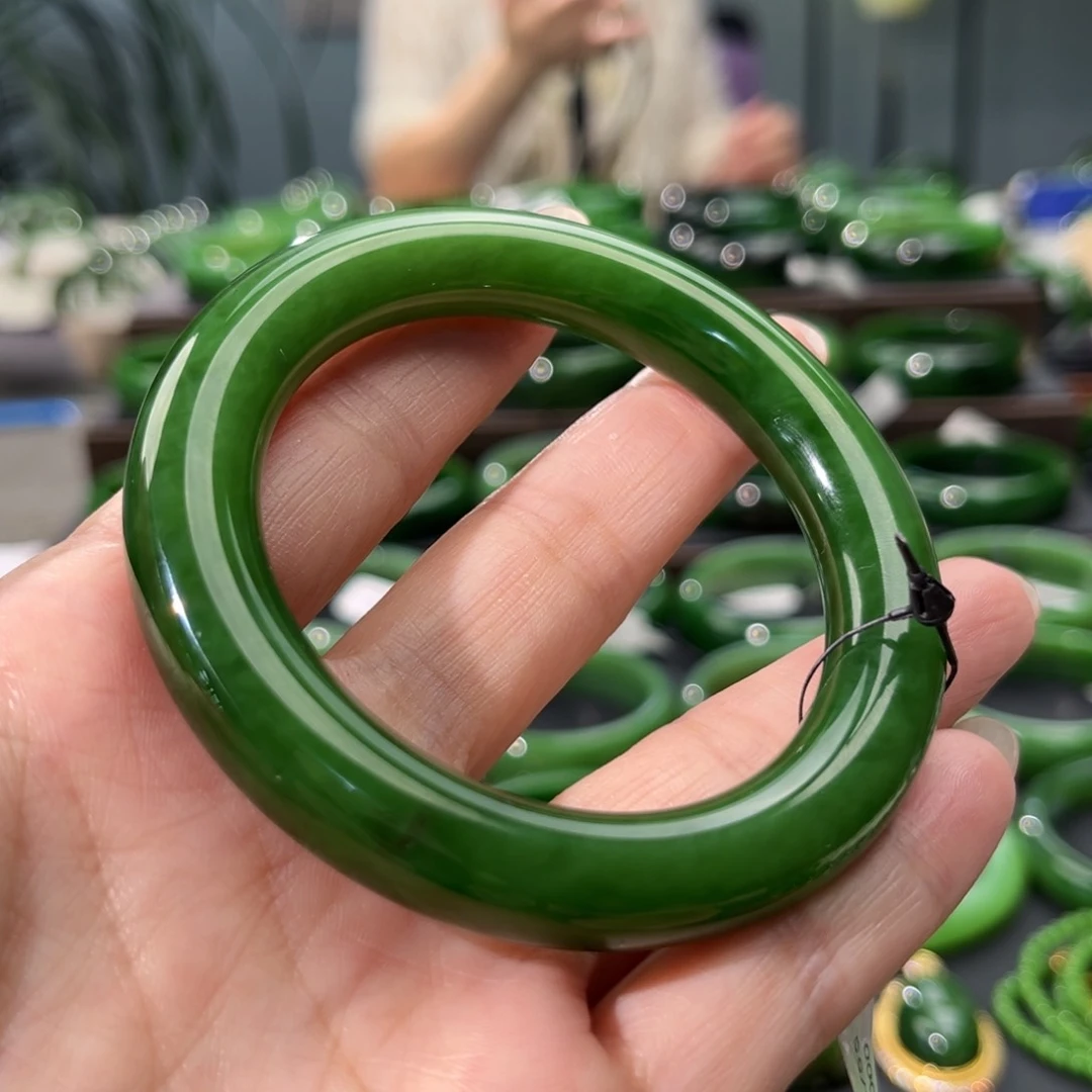 和田玉（碧玉）手镯未镶嵌