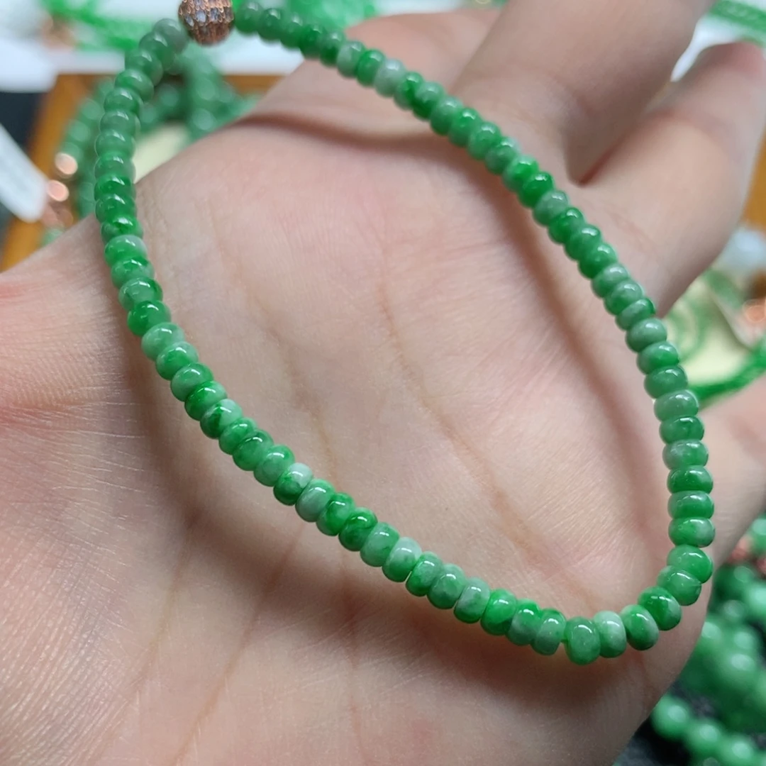 翡翠未镶嵌手链翡翠