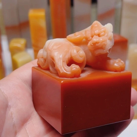 不***钱老挝石老挝石芙蓉结晶