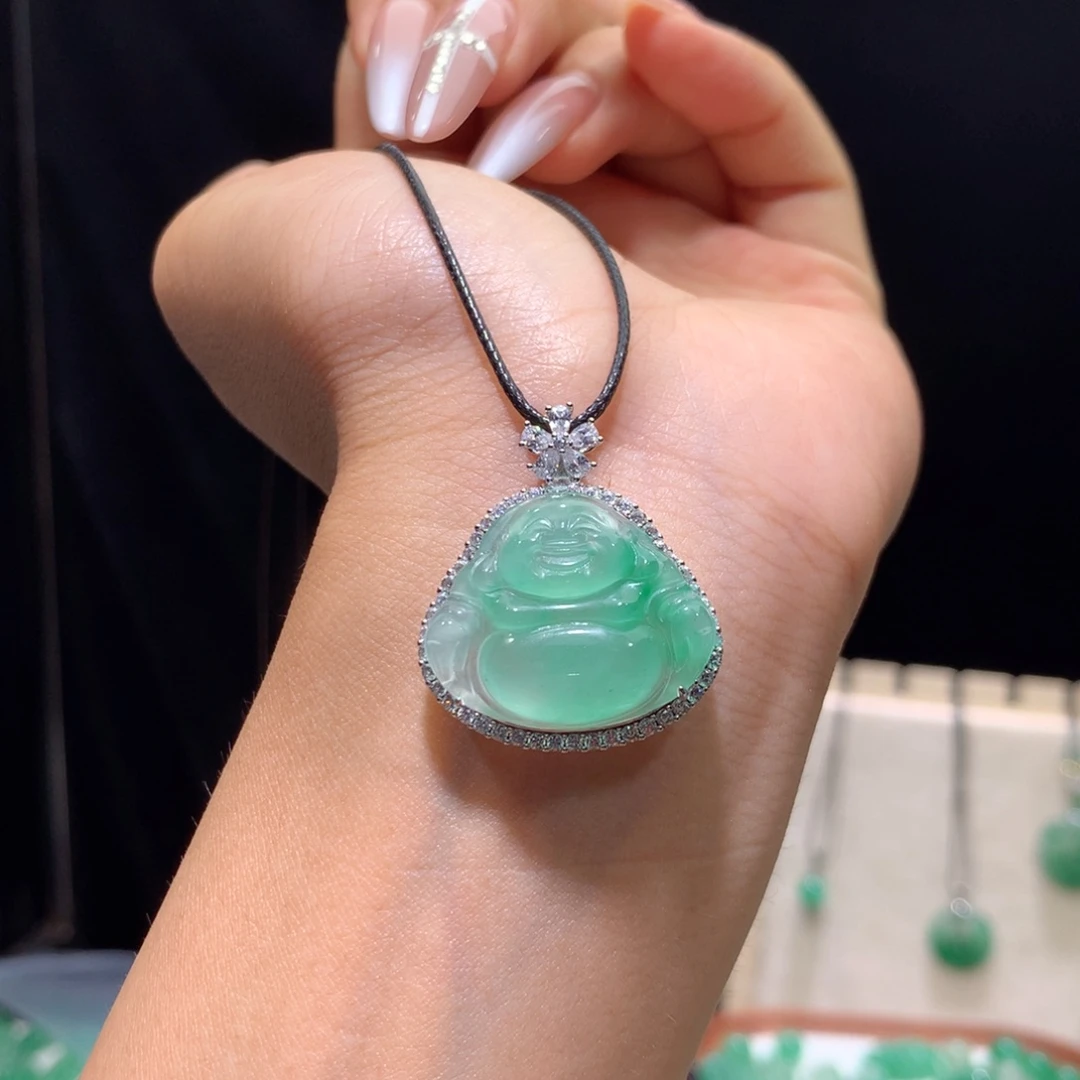 石英质玉（非洲翠）银S925镶嵌颈饰