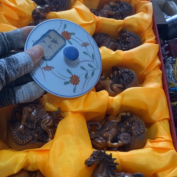 陶瓷艺术陶瓷艺术周**呀