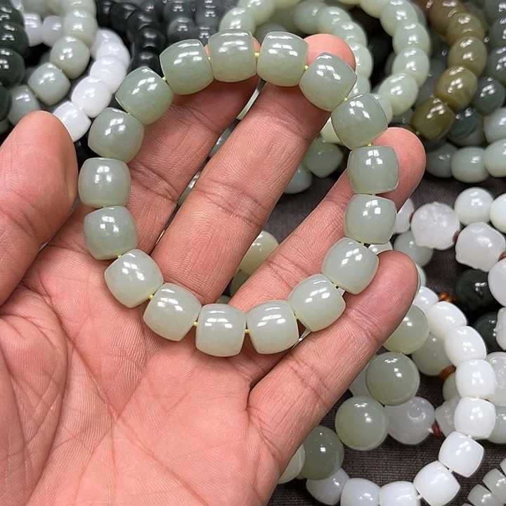 和田玉未镶嵌手链