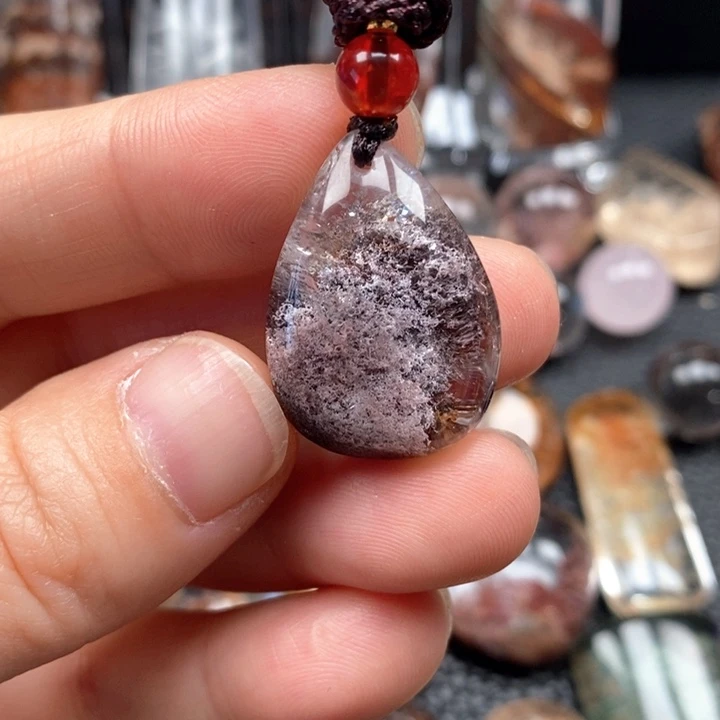 未镶嵌颈饰水晶水晶