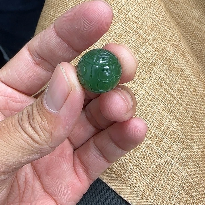 和田玉（碧玉）颈饰未镶嵌