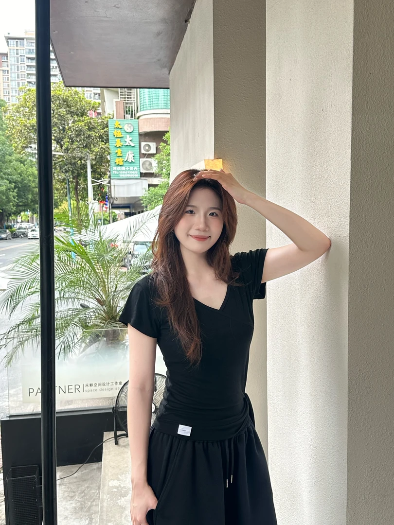 友魚 原创弹力短袖女夏季纯色百搭修身上衣小众设计感针织T恤薄款