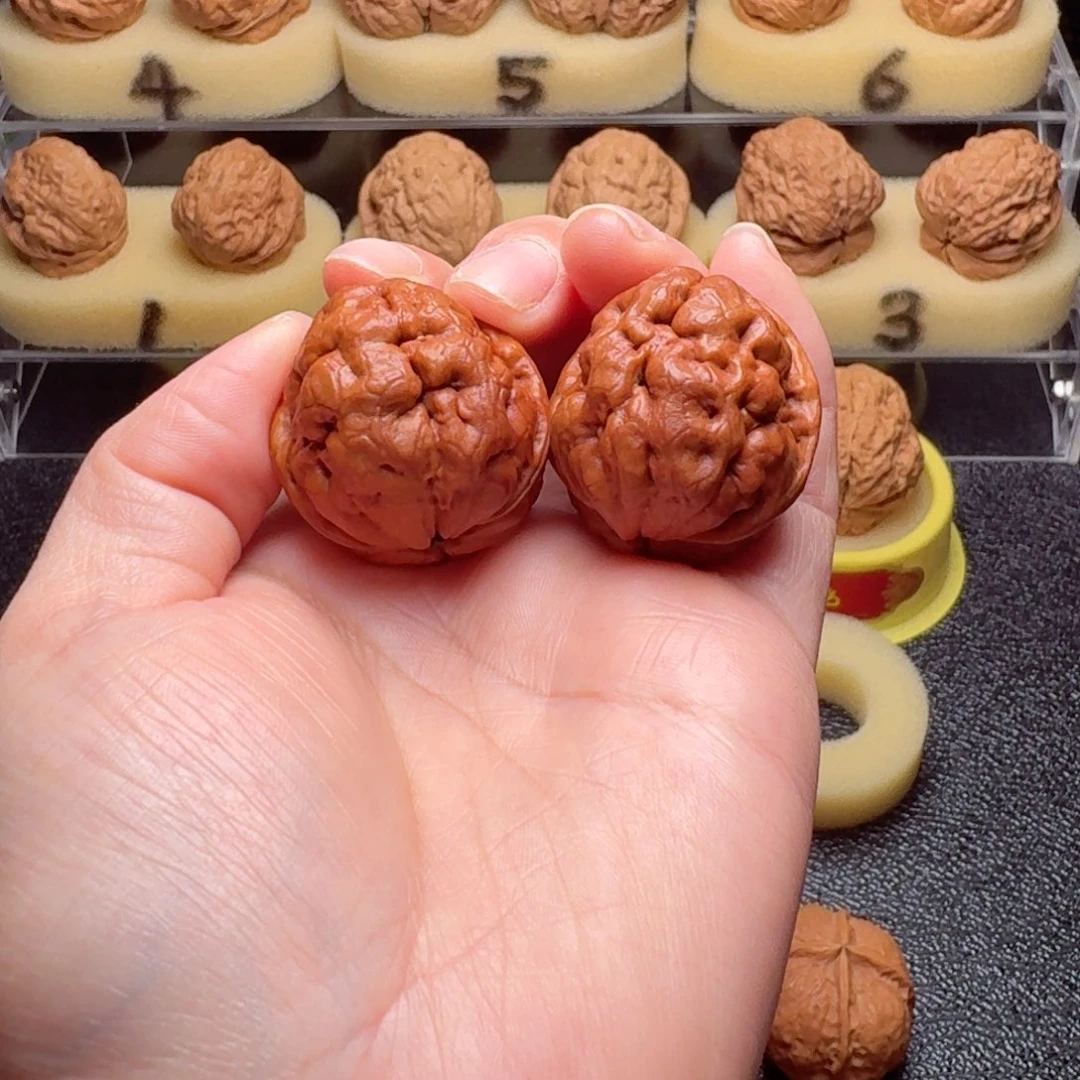 文玩核桃把件?****）网红疙瘩包