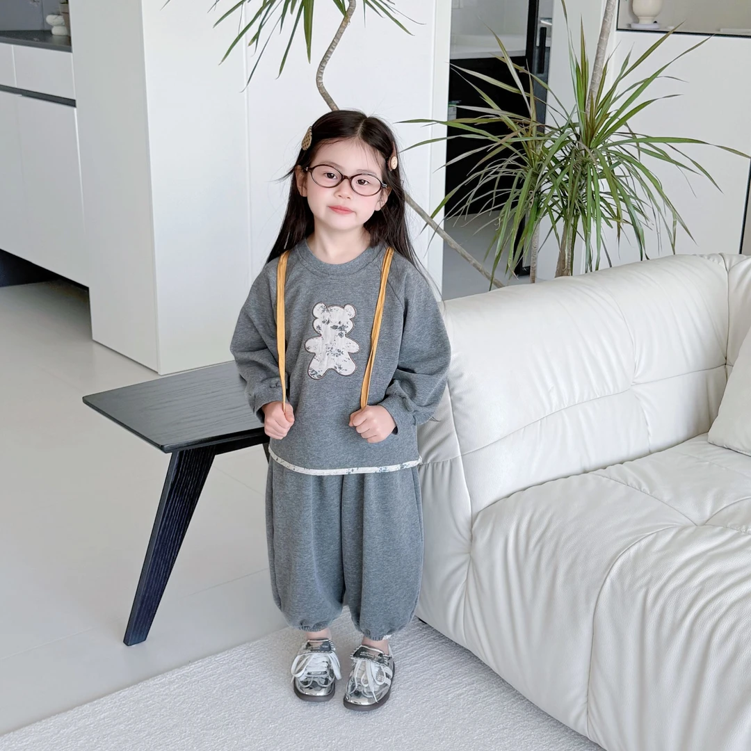 【小熊】春款C2563TZ卡通小熊两件套鱼子酱品牌童装儿童女童