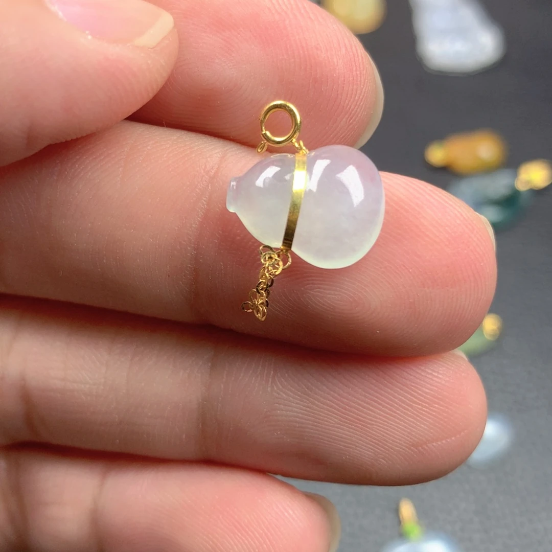 【闪购商品】颈饰18K金镶嵌翡翠翡翠