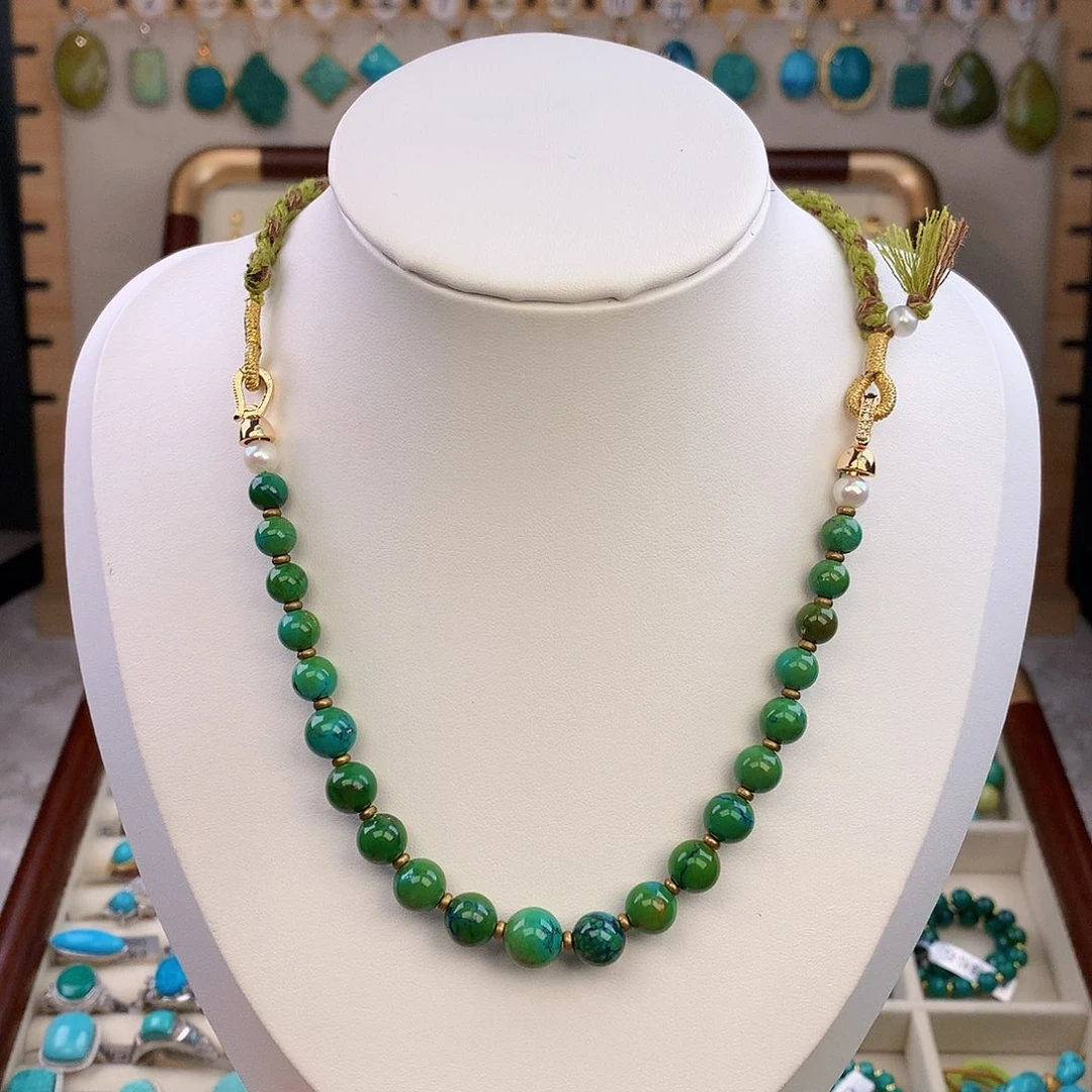 绿松石未镶嵌颈饰