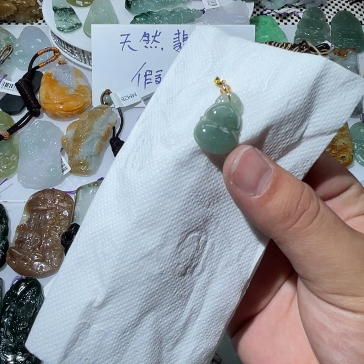 翡翠项链未镶嵌天然