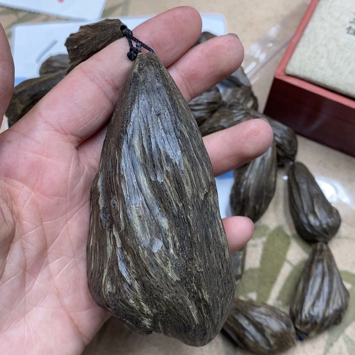 沉香香囊沉香虫漏