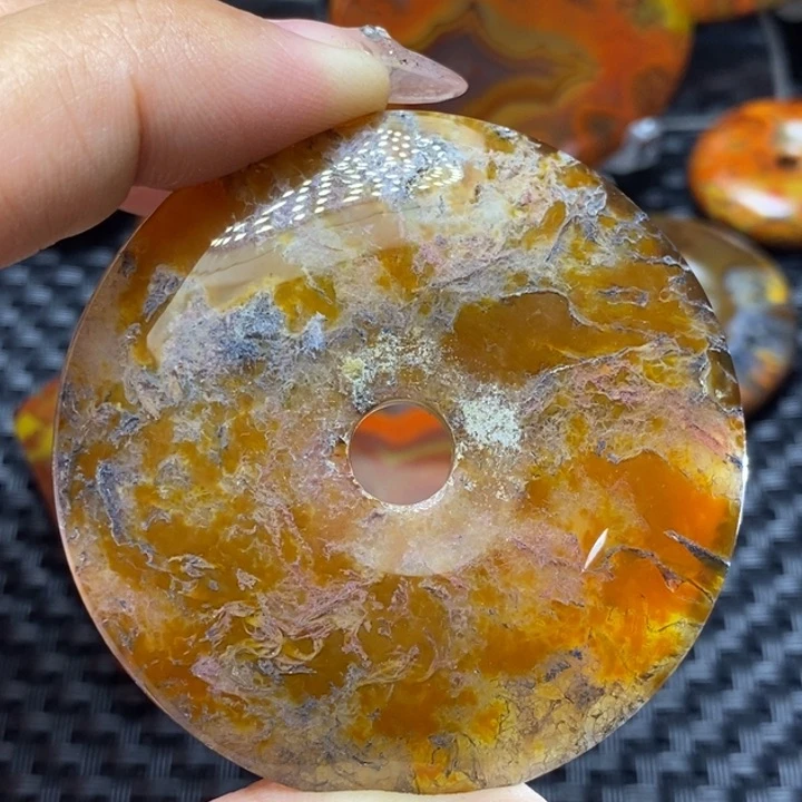 玛瑙/玉髓颈饰未镶嵌