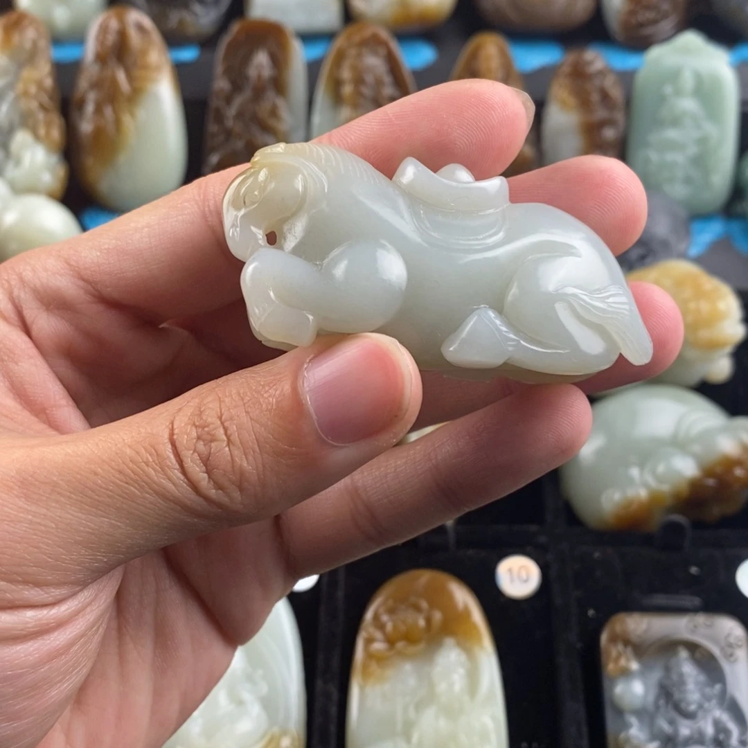 和田玉挂件未镶嵌