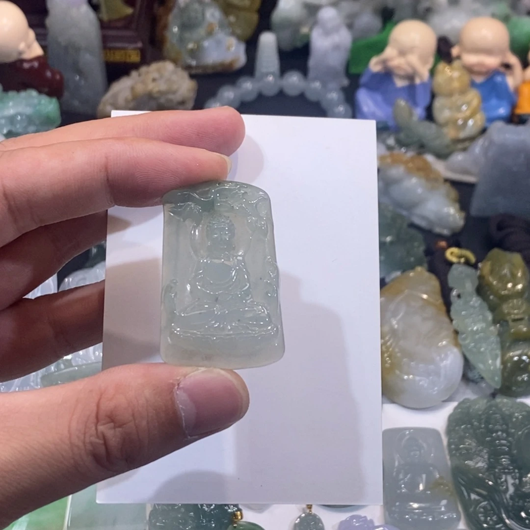 翡翠未镶嵌吊坠(不含链)大日如来