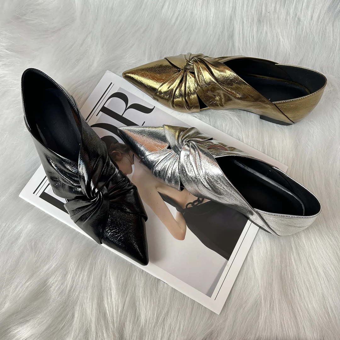 春夏新款尖头方跟显瘦洋气减龄洋气真皮女鞋