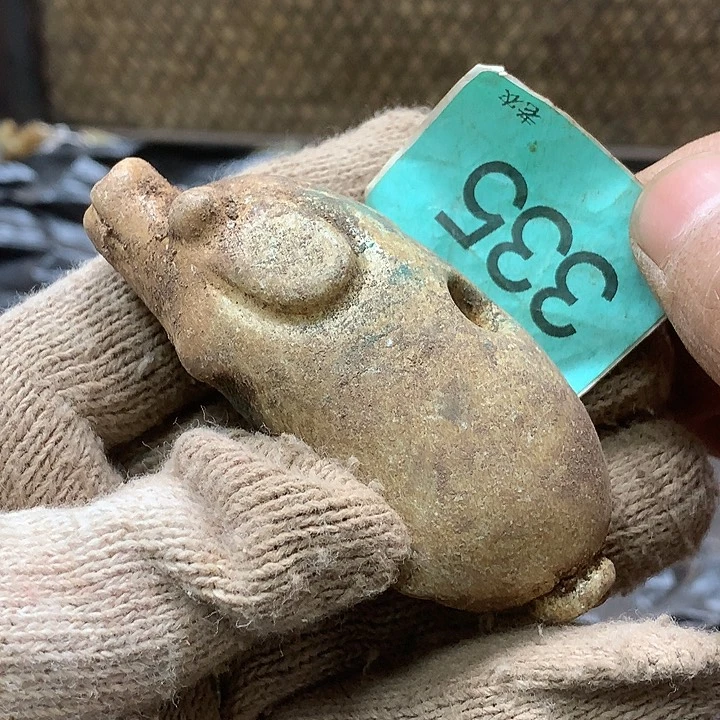 未镶嵌和田玉挂件