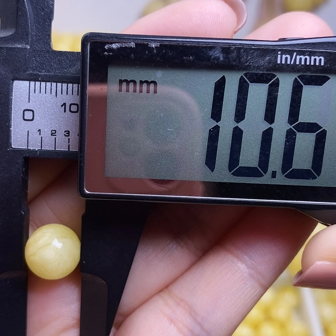 裸石琥珀未镶嵌蜜蜡圆珠