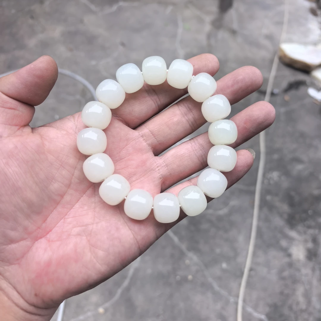 新款！精品时尚青白13/15老型珠手串！