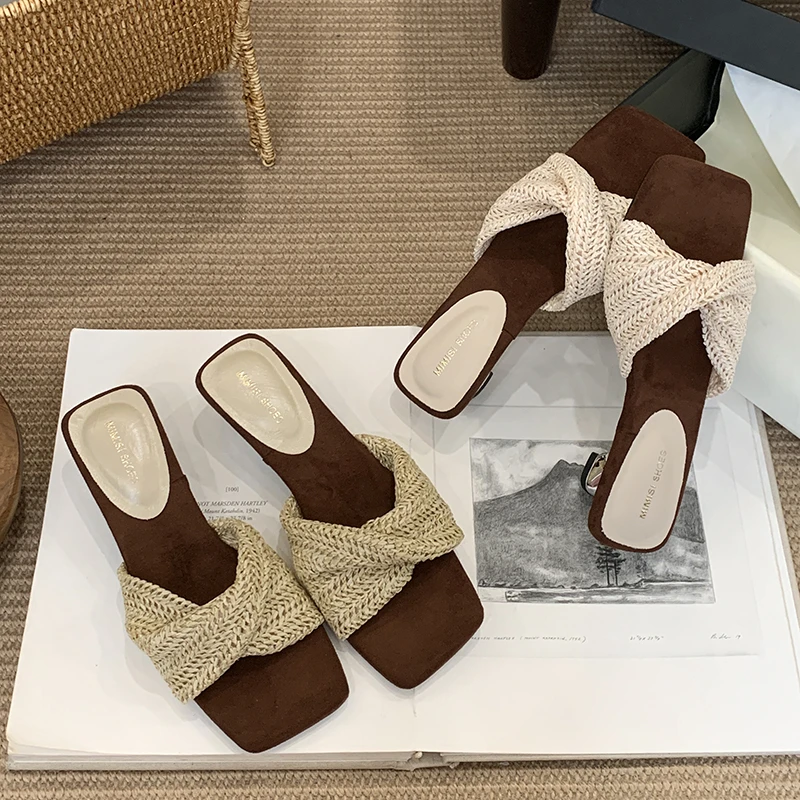 若琳~法式方头编织粗跟拖鞋旅游穿搭中跟鞋夏季百搭一字拖鞋